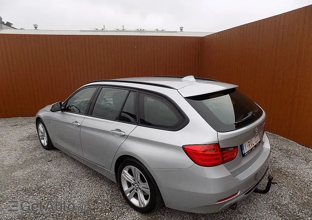 BMW Seria 3 316d Sport Line