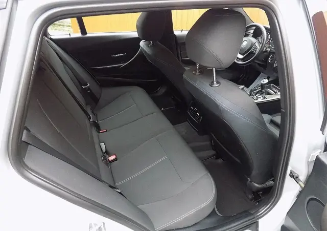 BMW Seria 3 316d Sport Line