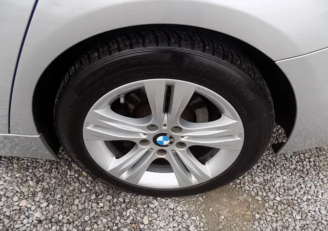 BMW Seria 3 316d Sport Line