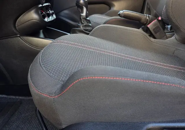 OPEL Corsa 1.4 (ecoFLEX) Start/Stop Color Edition