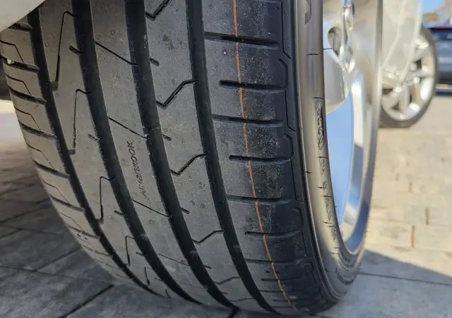 OPEL Corsa 1.4 (ecoFLEX) Start/Stop Color Edition