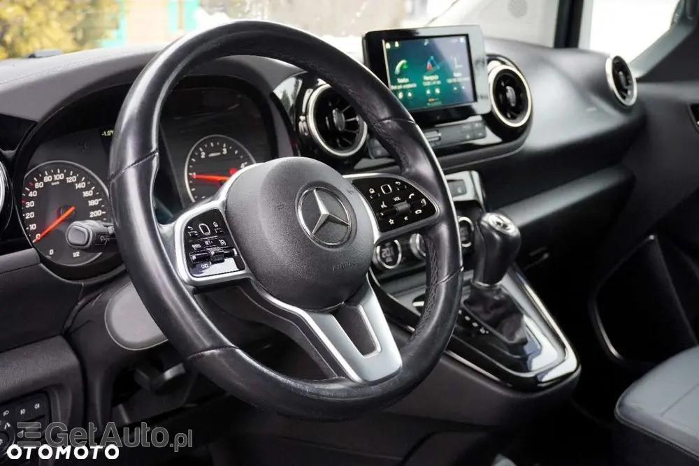 MERCEDES-BENZ Klasa T 