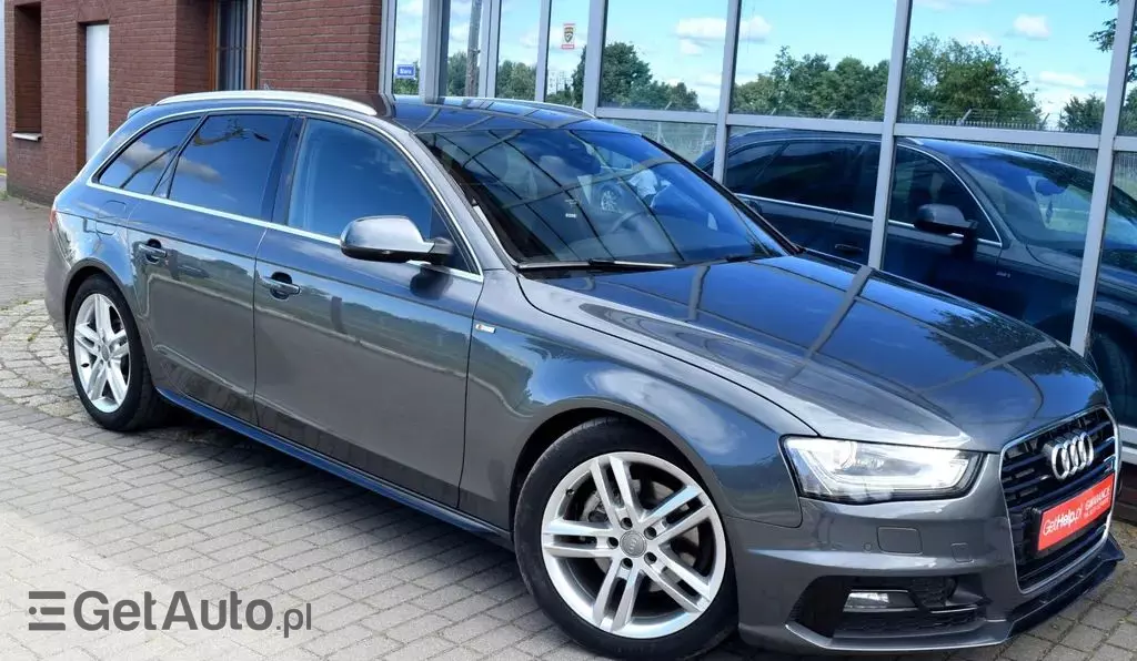 AUDI A4 