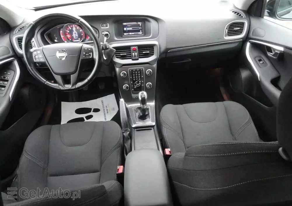 VOLVO V40 T2 Kinetic