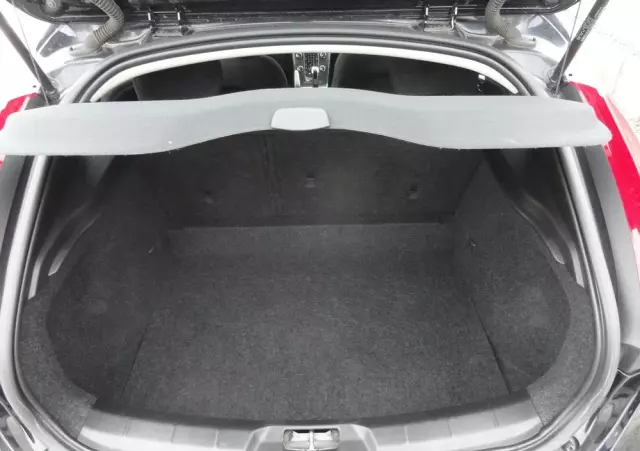 VOLVO V40 T2 Kinetic