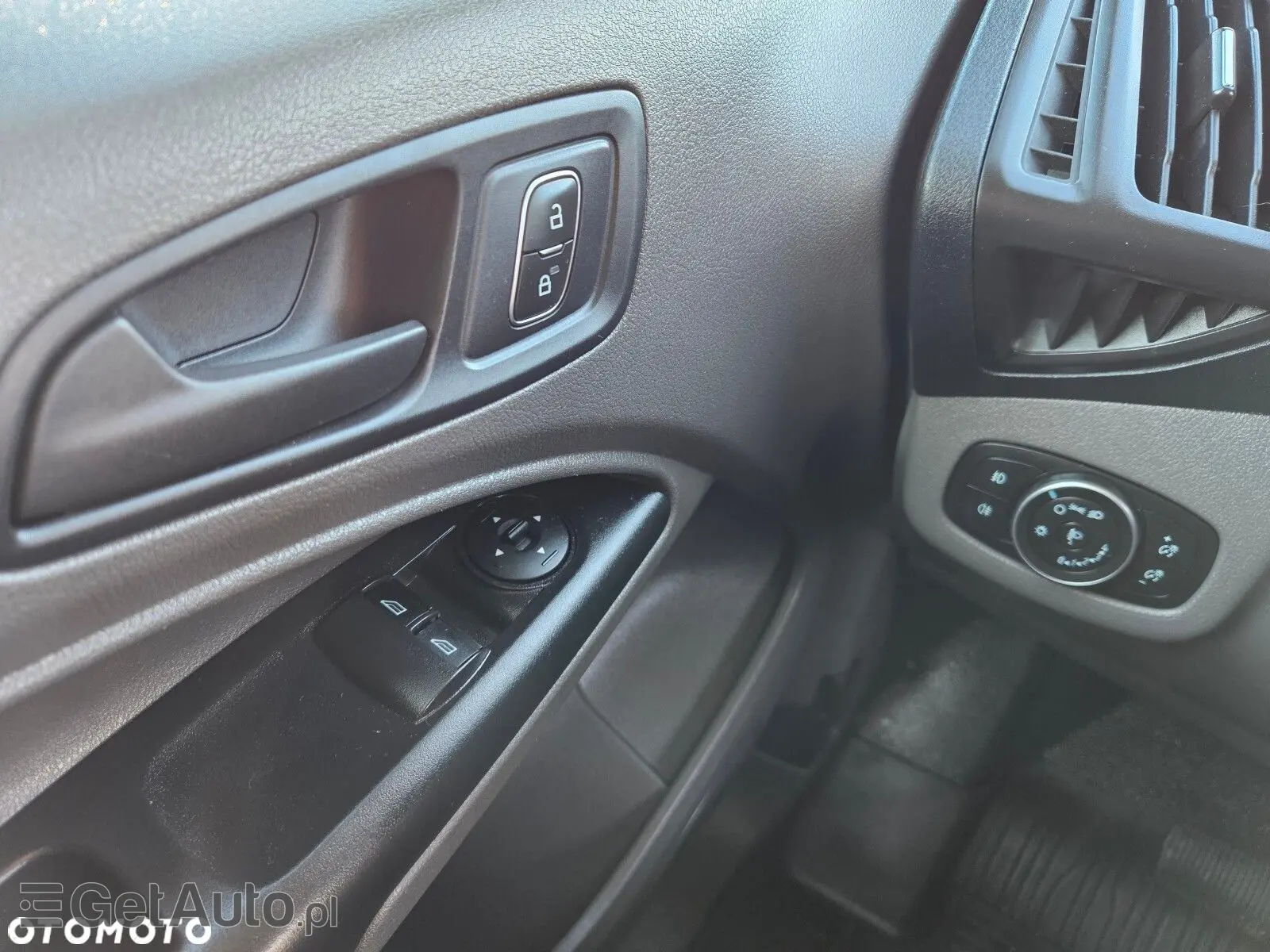 FORD Transit Connect Trend