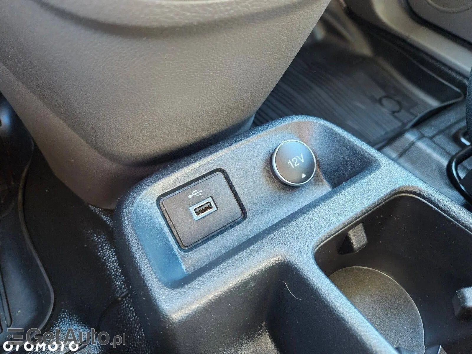 FORD Transit Connect Trend