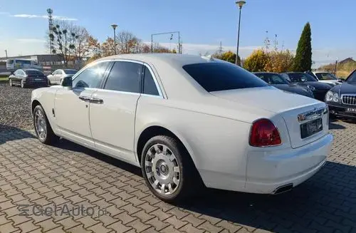 ROLLS-ROYCE Ghost 