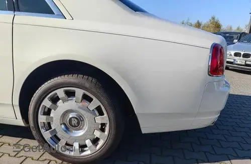 ROLLS-ROYCE Ghost 