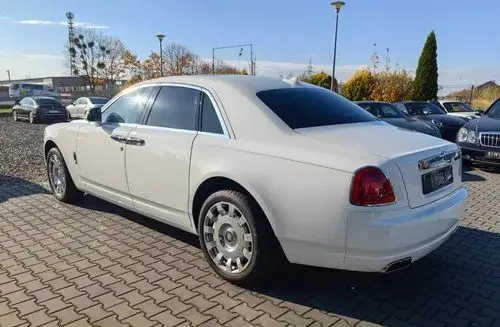 ROLLS-ROYCE Ghost 
