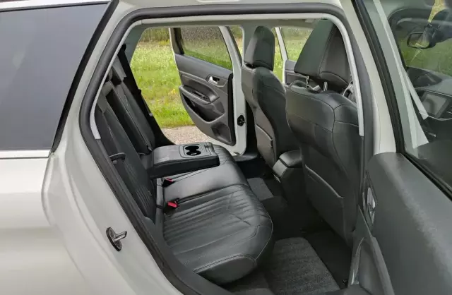 PEUGEOT 308 2.0 BlueHDi (150 KM) Automatic