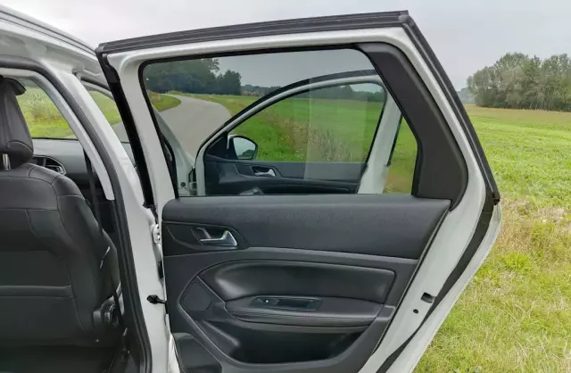 PEUGEOT 308 2.0 BlueHDi (150 KM) Automatic