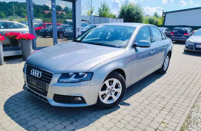 AUDI A4 1.8 TFSI (120 KM)