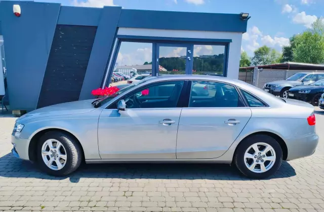 AUDI A4 1.8 TFSI (120 KM)