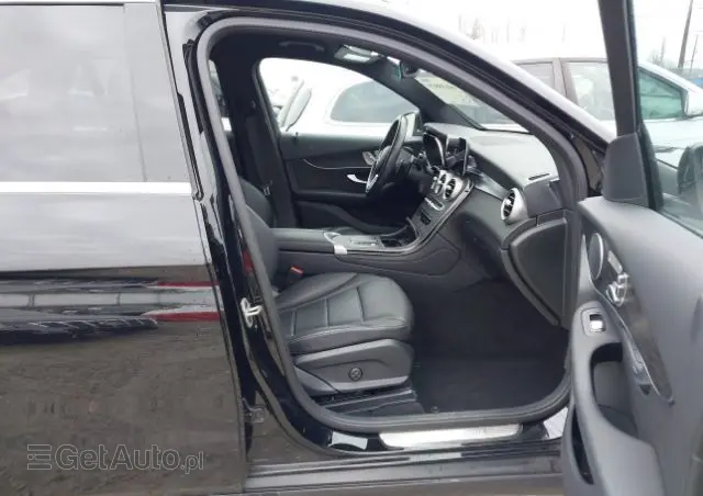 MERCEDES-BENZ GLC 300 4Matic 9G-TRONIC