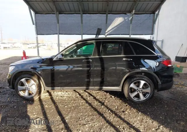 MERCEDES-BENZ GLC 300 4Matic 9G-TRONIC