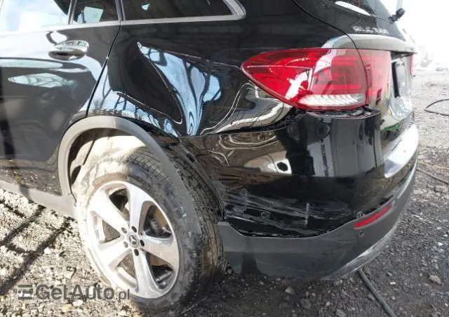 MERCEDES-BENZ GLC 300 4Matic 9G-TRONIC