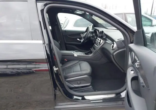 MERCEDES-BENZ GLC 300 4Matic 9G-TRONIC