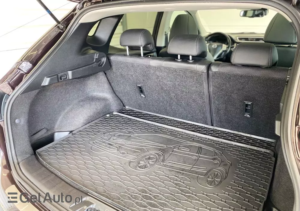 NISSAN Qashqai 1.6 DCi Tekna