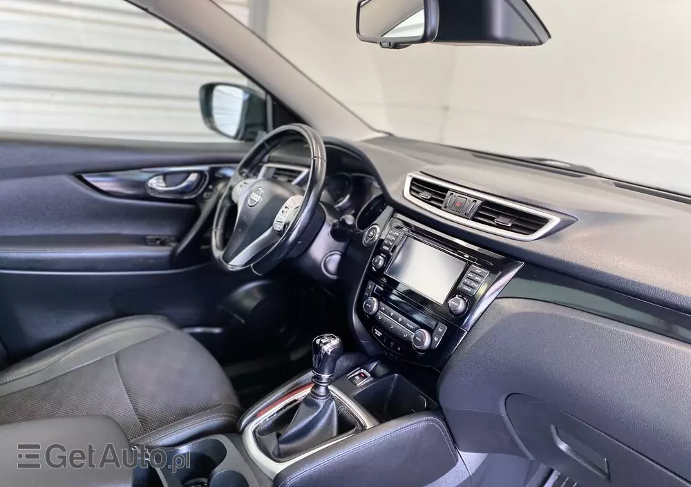 NISSAN Qashqai 1.6 DCi Tekna