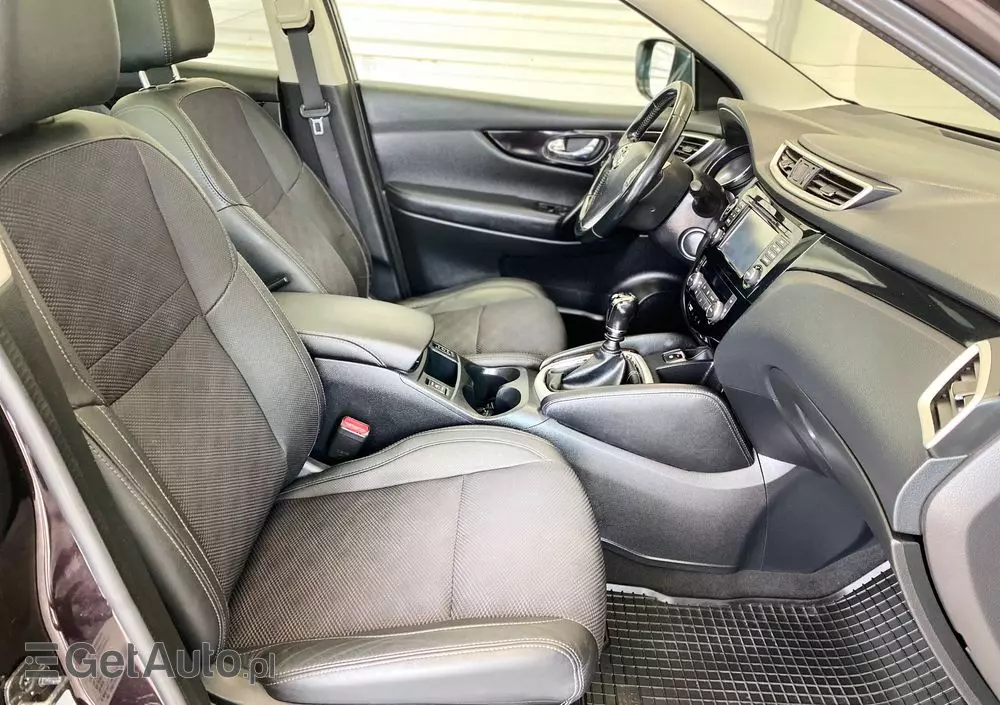 NISSAN Qashqai 1.6 DCi Tekna