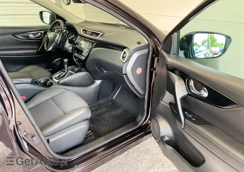 NISSAN Qashqai 1.6 DCi Tekna