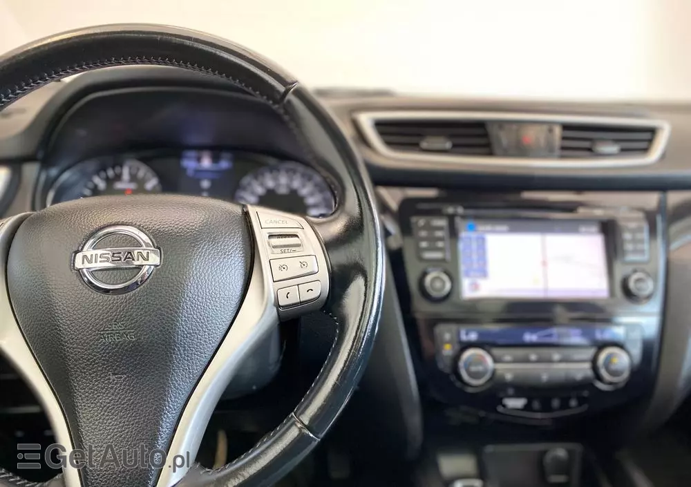 NISSAN Qashqai 1.6 DCi Tekna