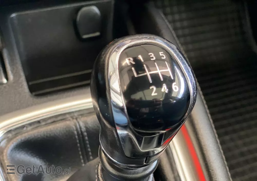 NISSAN Qashqai 1.6 DCi Tekna