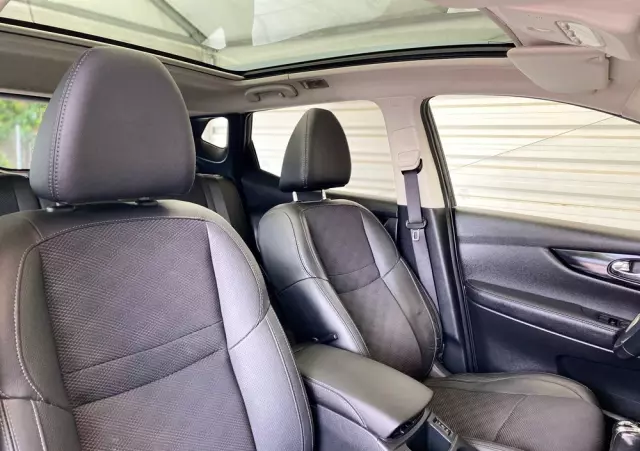 NISSAN Qashqai 1.6 DCi Tekna