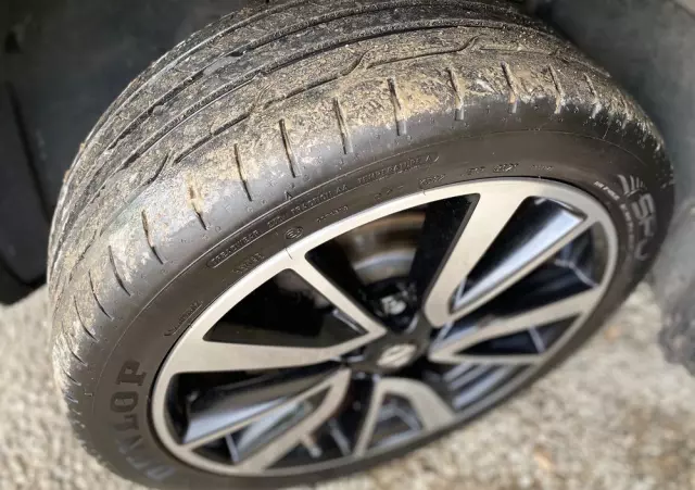 NISSAN Qashqai 1.6 DCi Tekna