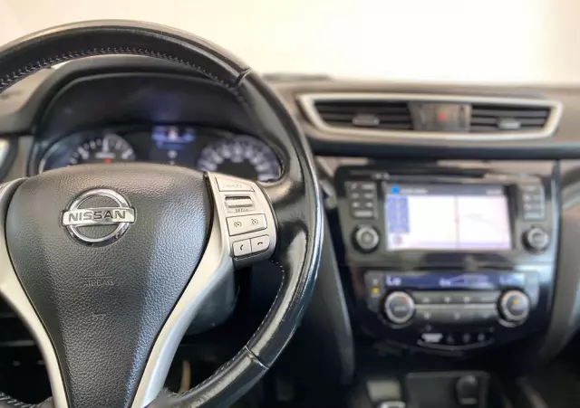 NISSAN Qashqai 1.6 DCi Tekna