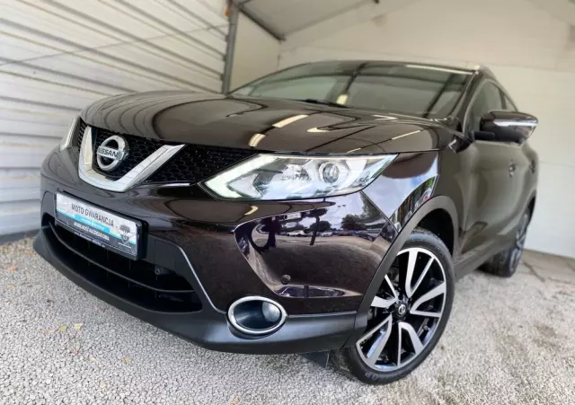 NISSAN Qashqai 1.6 DCi Tekna