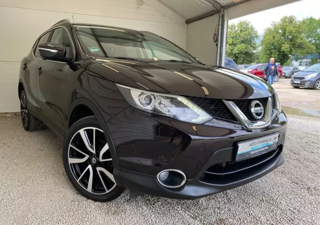 NISSAN Qashqai 1.6 DCi Tekna