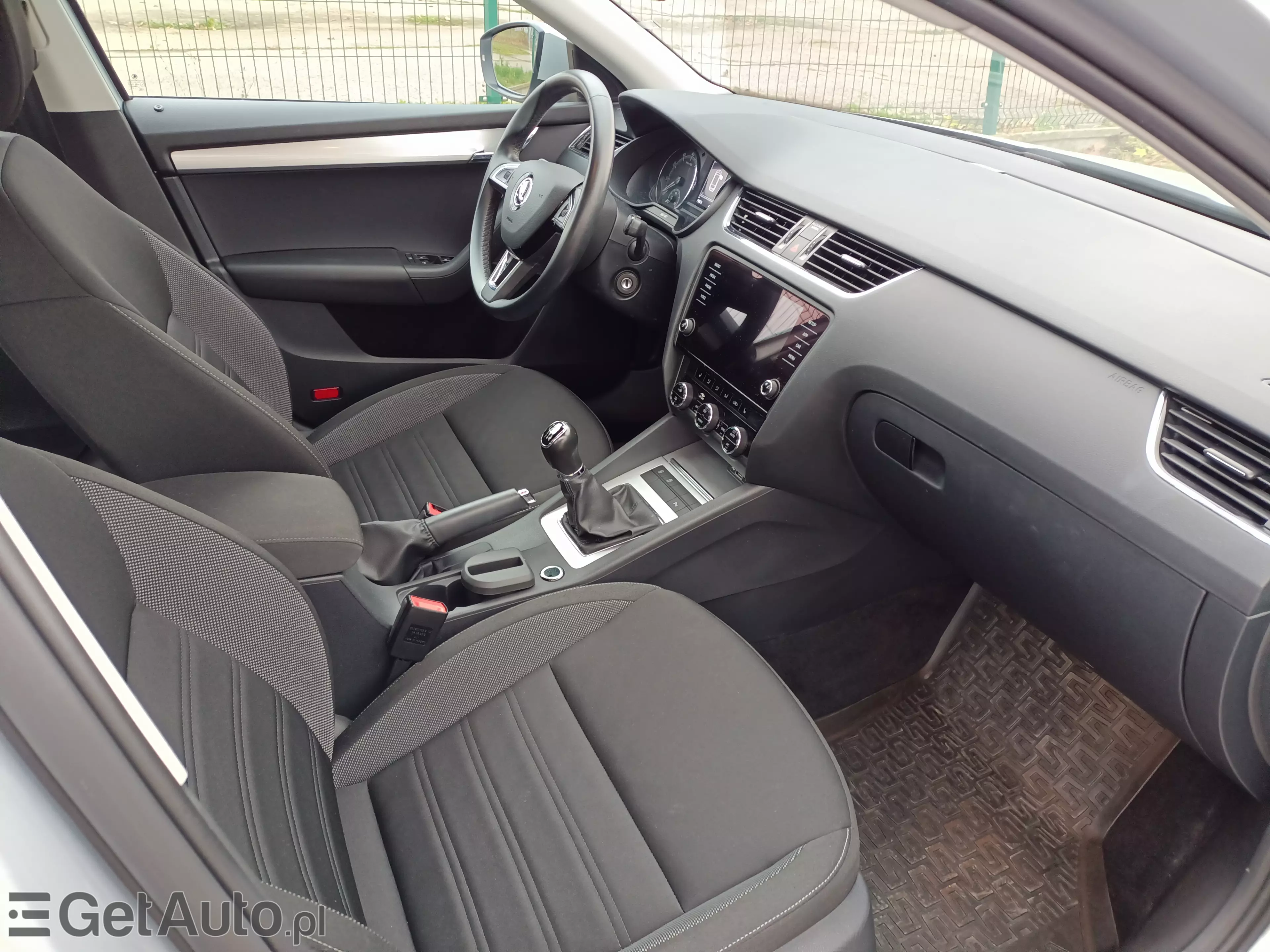 SKODA Octavia Ambition