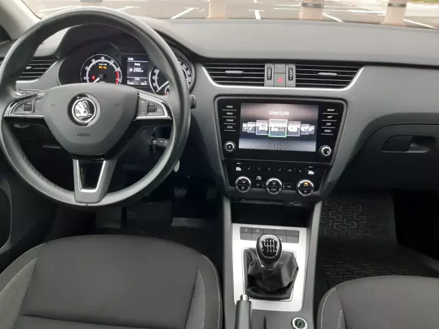SKODA Octavia Ambition