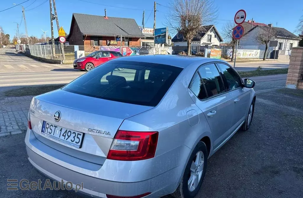 SKODA Octavia 