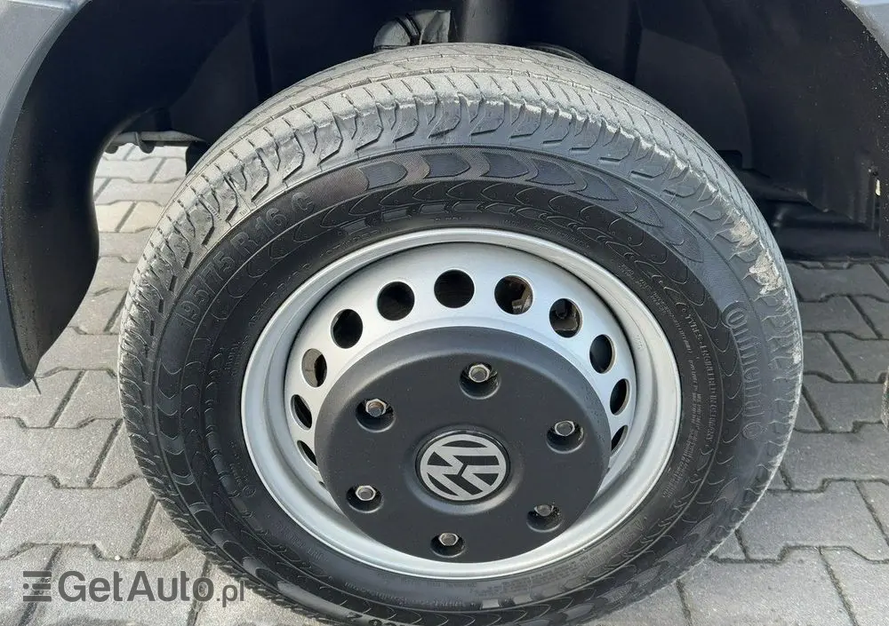 VOLKSWAGEN Crafter 