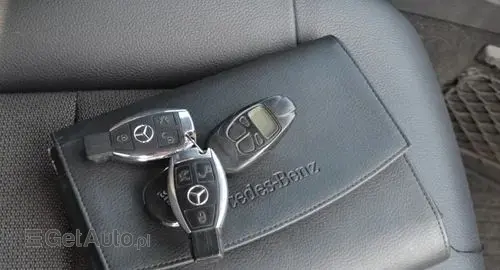 MERCEDES-BENZ Klasa E 