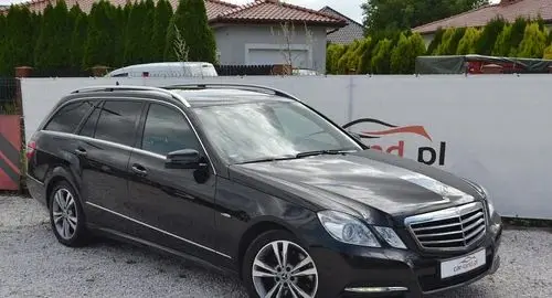 MERCEDES-BENZ Klasa E 