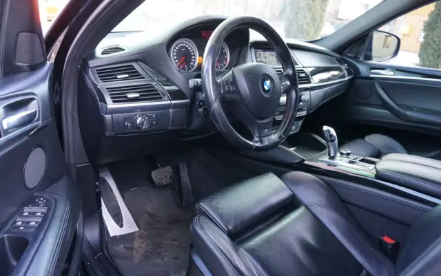 BMW X6M Standard