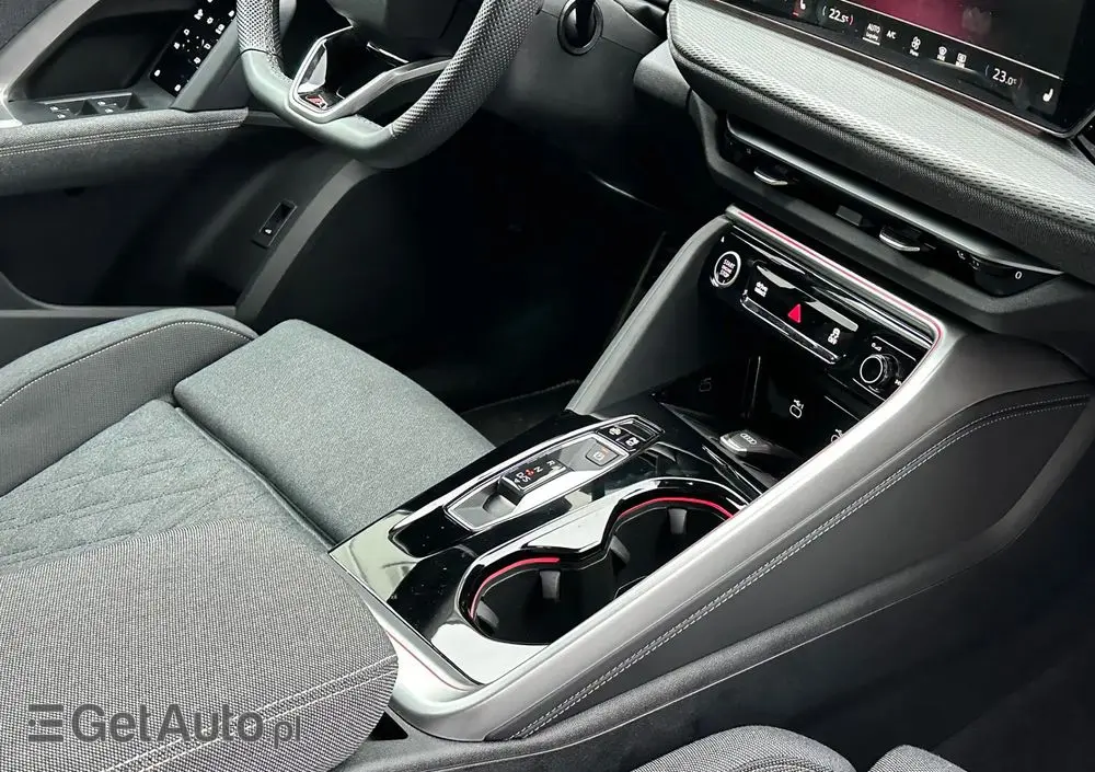AUDI Q5 40 TDI mHEV Quattro S Line S tronic