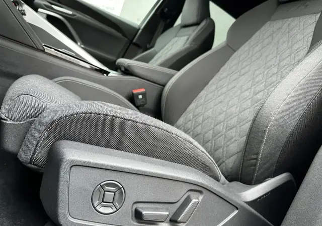 AUDI Q5 40 TDI mHEV Quattro S Line S tronic