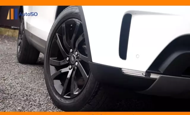 LAND ROVER Discovery V 2.0 SD4 HSE