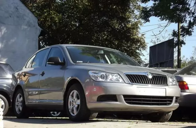 SKODA Octavia 