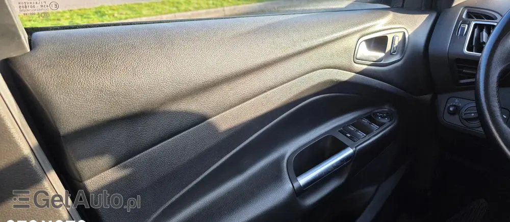 FORD Kuga 2.0 TDCi FWD Titanium