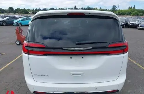CHRYSLER Pacifica 