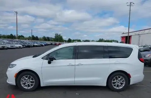 CHRYSLER Pacifica 