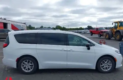 CHRYSLER Pacifica 