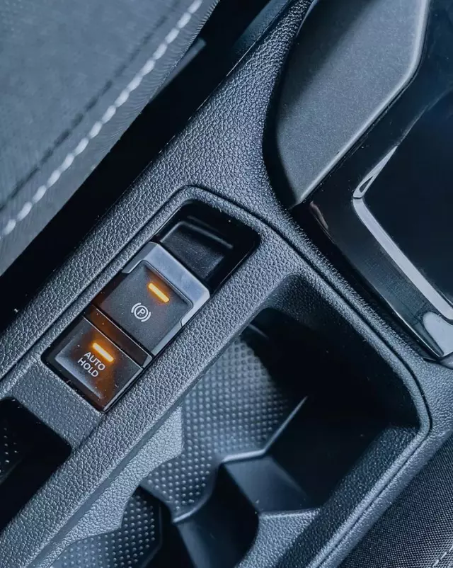 VOLKSWAGEN T-Roc 1.5 TSI ACT OPF DSG UNITED