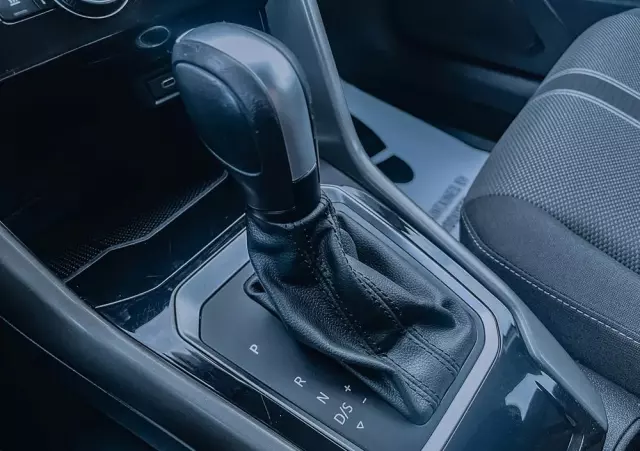 VOLKSWAGEN T-Roc 1.5 TSI ACT OPF DSG UNITED